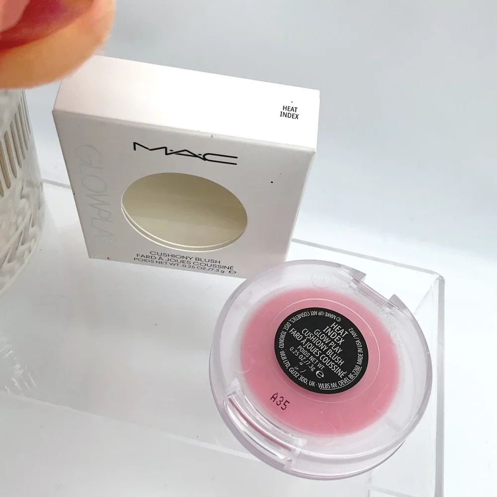 MAC Glow Play Cushiony Blush Heat Index Bright Pink‎ 0.25oz New in Box